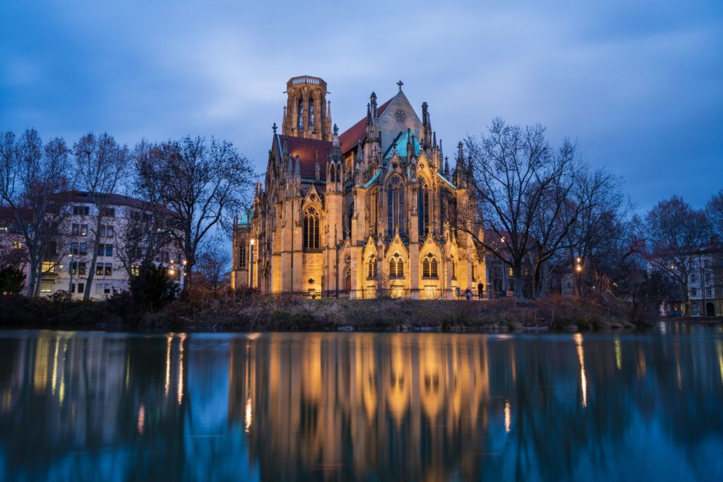 Johanneskirche, lizensiert bei Adobe Stock