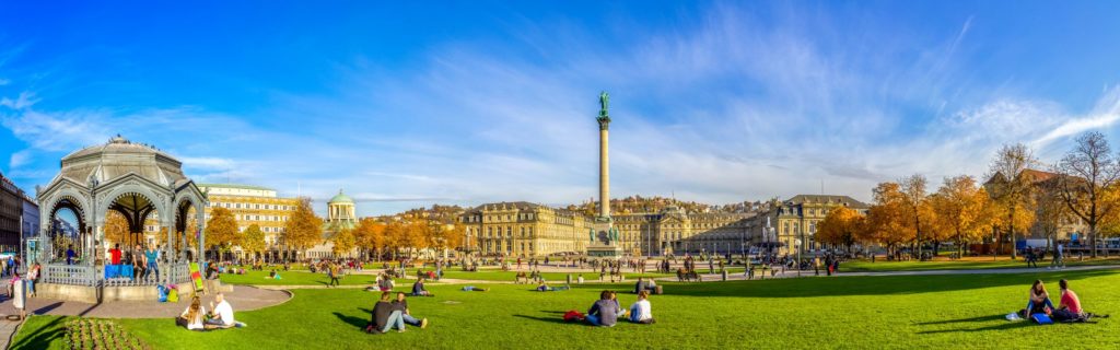 Stuttgart Neues Schloss. lizensiert bei Adobe Stock