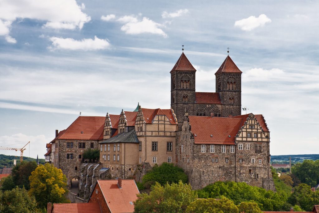 Schlossberg in Quedlinburg, lizensiert bei Adobe Stock