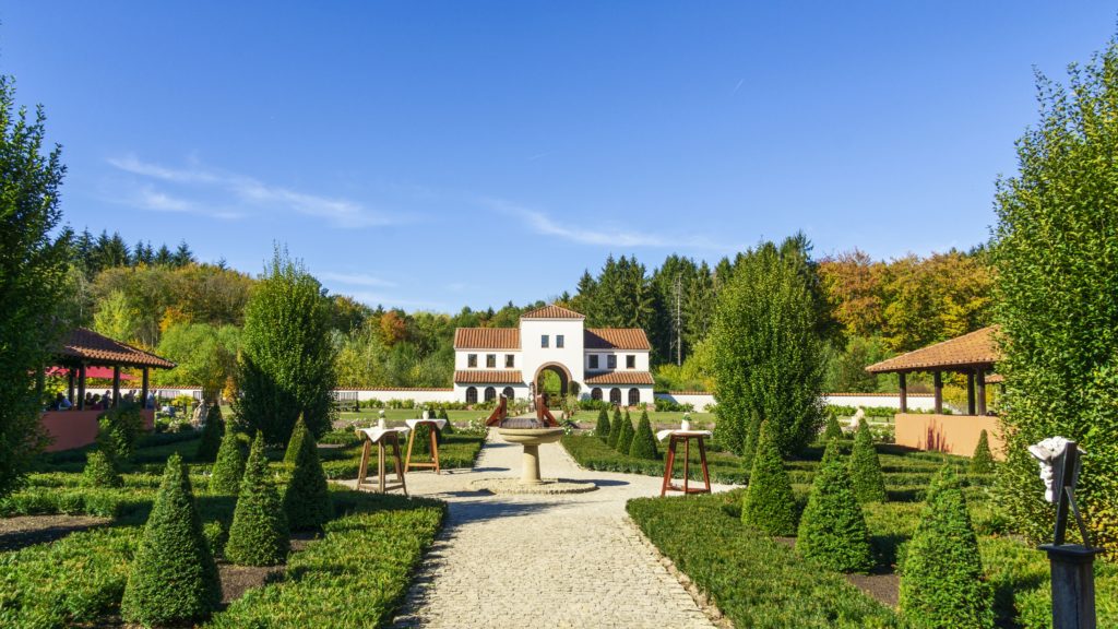 Villa Borg, lizensiert bei Adobe Stock