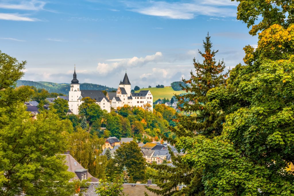 Schwarzenberg Schloss, lizensiert bei Adobe Stock
