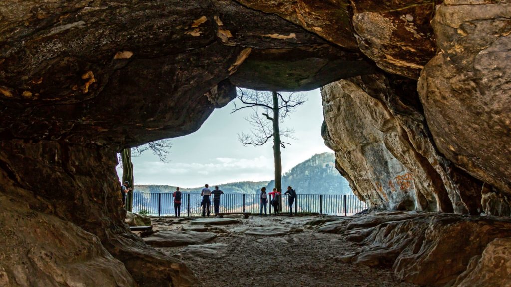 Kuhstall, lizensiert bei Adobe Stock