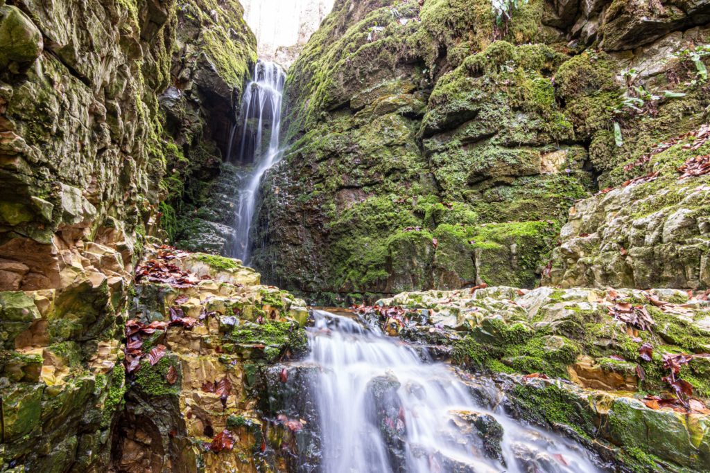 Schwäbische Alb, Rulamanweg, lizensiert bei Adobe Stock