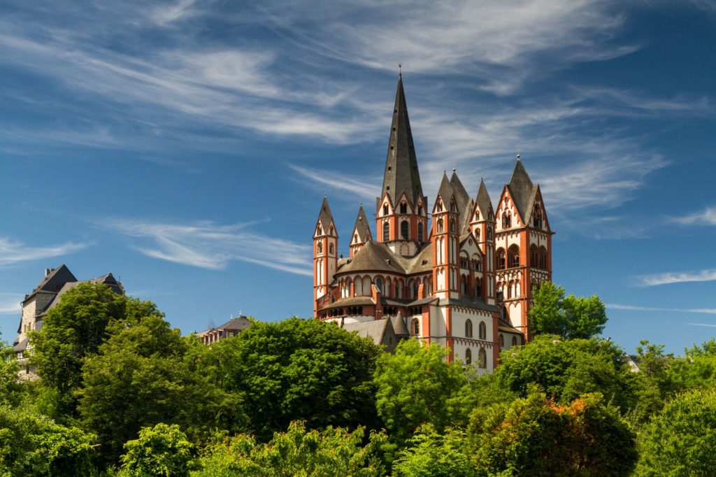 Limburg Dom, lizensiert bei Adobe Stock