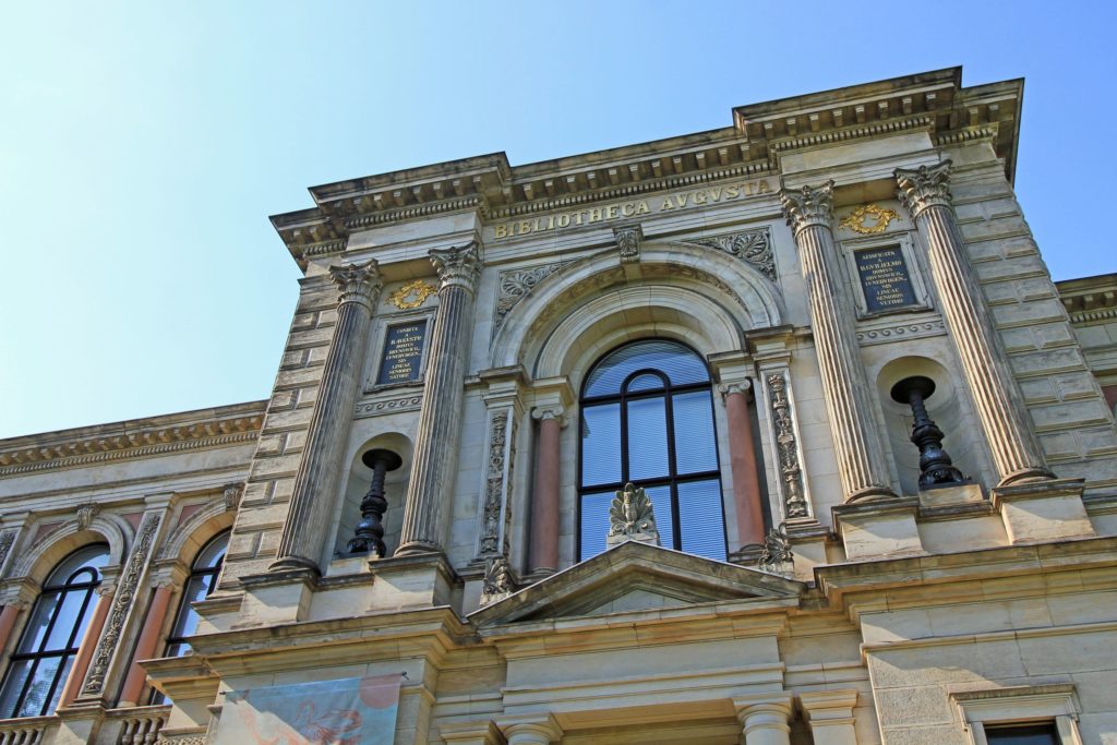 Herzog August Bibliothek, lizensiert bei Adobe Stock