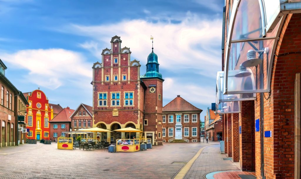 Rathaus Meppen, lizensiert bei Adobe Stock