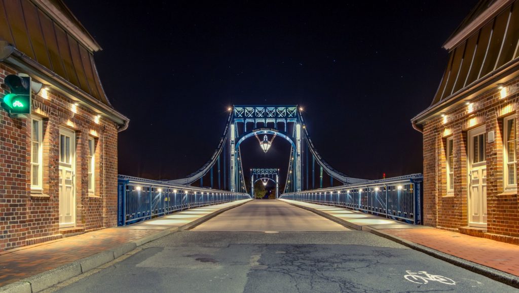 Drehbrücke Wilhelmshaven, lizensiert bei Adobe Stock