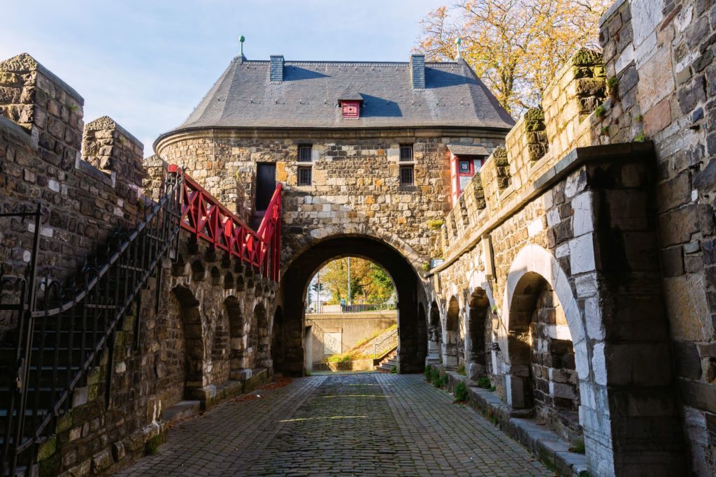 Stadttor Aachen, lizensiert bei Adobe Stock