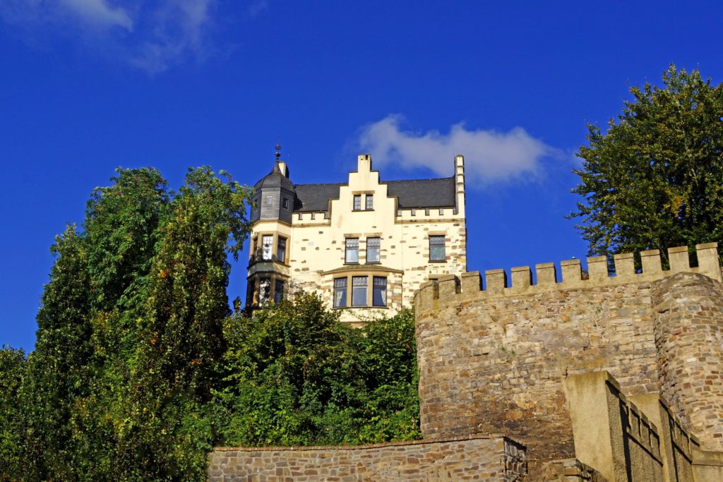 Burg Rode, lizensiert bei Adobe Stock