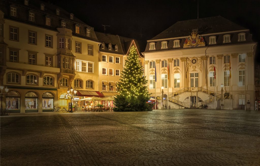 Altes Rathaus Bonn, lizensiert bei Adobe Stock