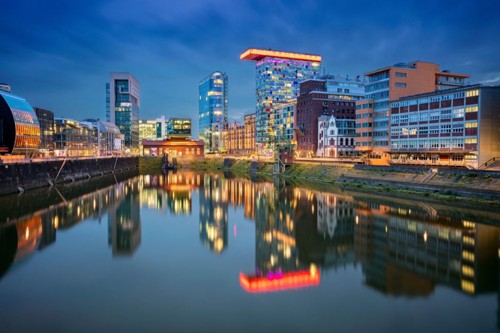 Düsseldorf, lizensiert bei Adobe Stock