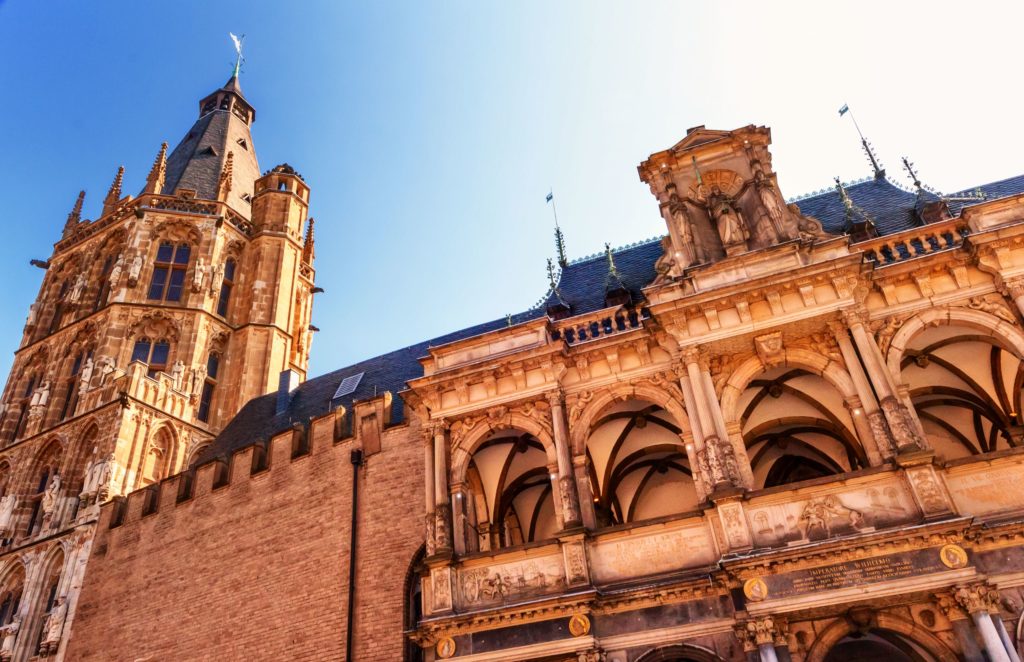Rathaus Köln, lizensiert bei Adobe Stock
