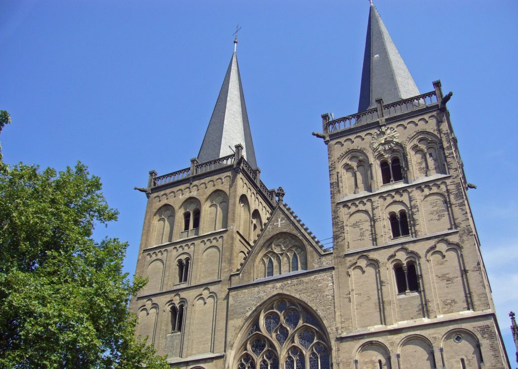 Xanten Dom, lizensiert bei Adobe Stock
