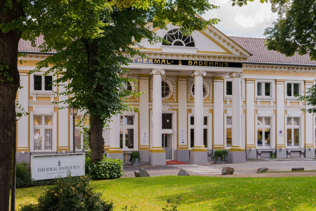 Thermal Badehaus, lizensiert bei Adobe Stock