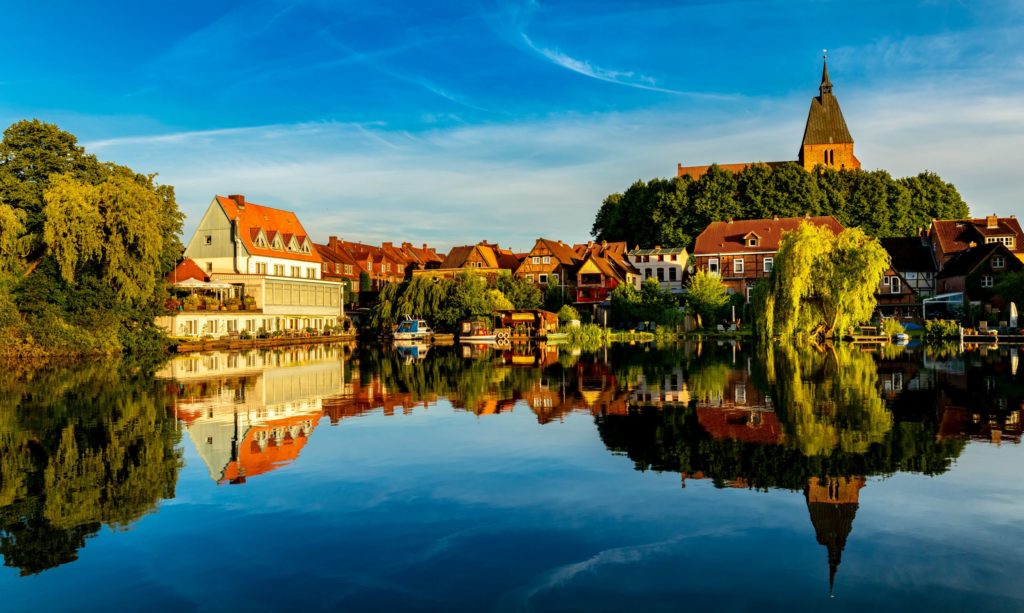 Stadtsee in Mölln, lizensiert bei Adobe Stock