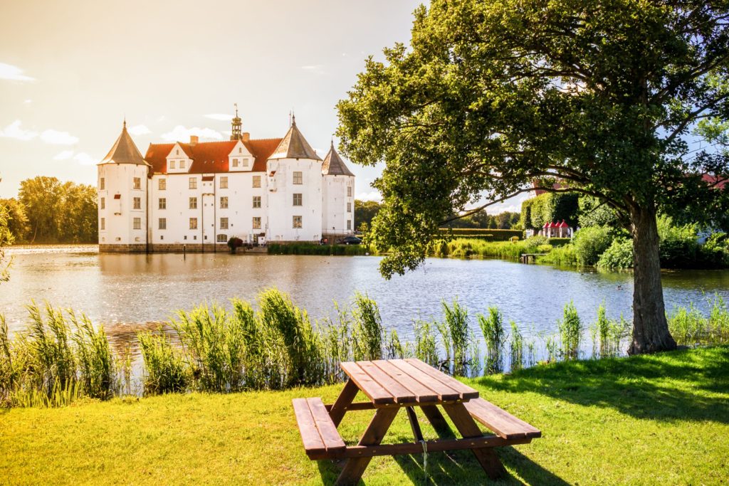 Schloss Glücksburg, lizensiert bei Adobe Stock